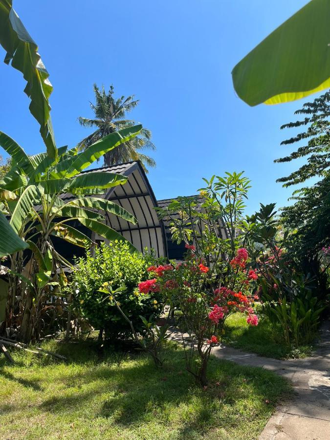 Mustika Ocean Lodge Gili Air Exterior foto